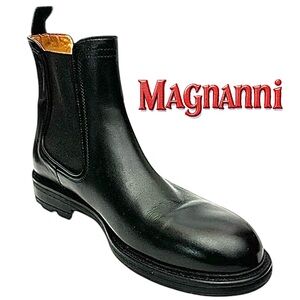 Magnanni Men’s Black Leather Chukka Boots – Size 10.5 US (EU 43.5)